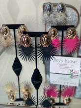 Load image into Gallery viewer, Spiked