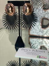 Load image into Gallery viewer, Spiked